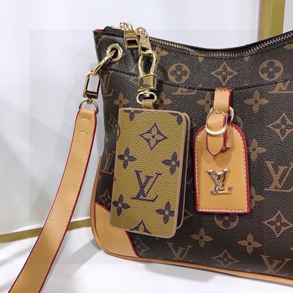 ブランドキーホルダー角部分ディテール